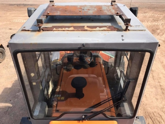 ขายรถตักล้อยาง HITACHI LX110-7 (เทียบเท่า WA200) รถนอกนำเข้าเองจากญี่ปุ่น สภาพสวยพร้อมใช้งาน มีVDOการทำงานครับ ขายรถตักล้อยาง HITACHI LX110-7 (เทียบเท่า WA200) รถนอกนำเข้าเองจากญี่ปุ่น สภาพสวยพร้อมใช้งาน มีVDOการทำงานครับ