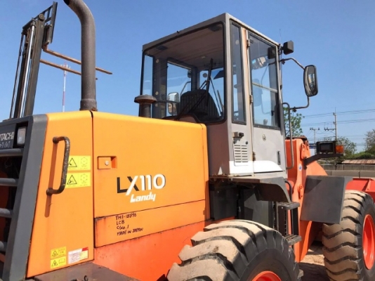 ขายรถตักล้อยาง HITACHI LX110-7 (เทียบเท่า WA200) รถนอกนำเข้าเองจากญี่ปุ่น สภาพสวยพร้อมใช้งาน มีVDOการทำงานครับ ขายรถตักล้อยาง HITACHI LX110-7 (เทียบเท่า WA200) รถนอกนำเข้าเองจากญี่ปุ่น สภาพสวยพร้อมใช้งาน มีVDOการทำงานครับ