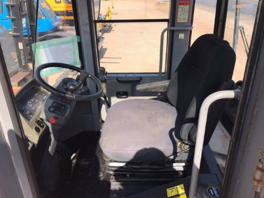 ขายรถตักล้อยาง HITACHI LX110-7 (เทียบเท่า WA200) รถนอกนำเข้าเองจากญี่ปุ่น สภาพสวยพร้อมใช้งาน มีVDOการทำงานครับ ขายรถตักล้อยาง HITACHI LX110-7 (เทียบเท่า WA200) รถนอกนำเข้าเองจากญี่ปุ่น สภาพสวยพร้อมใช้งาน มีVDOการทำงานครับ