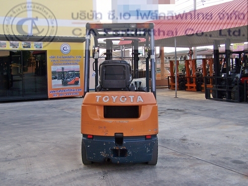 ขาย รถโฟล์คลิฟท์ TOYOTA รุ่น 7-FGL15