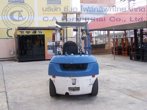 ขาย รถโฟล์คลิฟท์ TOYOTA รุ่น 7-FD35