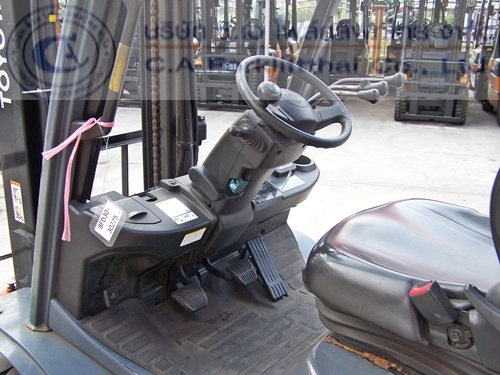 ขาย รถโฟล์คลิฟท์ TOYOTA รุ่น 8-FD30