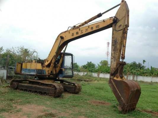 ขายรถขุดแบ็คโฮ KOMATSU PC200-3  สภาพเก่านอกเครื่องเปลื่ยนแต่เปนรุ่นเดิม เครื่องเก่าแถมให้เป็นอะไหล่ ช่วงล่างเต็มแน่น เครื่องปั้มแรง เอกสารอินวอย ราคา290,000บ. สนใจ 083 560 1591 หรือ 090 349 4058 คอนโทรนสั้น