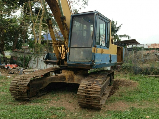 ขายรถขุดแบ็คโฮ KOMATSU PC200-3  สภาพเก่านอกเครื่องเปลื่ยนแต่เปนรุ่นเดิม เครื่องเก่าแถมให้เป็นอะไหล่ ช่วงล่างเต็มแน่น เครื่องปั้มแรง เอกสารอินวอย ราคา290,000บ. สนใจ 083 560 1591 หรือ 090 349 4058 คอนโทรนสั้น