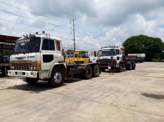 รถ 10 ล้อหัวลาก ยี่ห้อ HINO 285 แรงม้า เลขแชซซี FR289B ขับเคลื่อน 2 เพลา เบรคแห้ง หน้าหลัง 7 เกียร์ 