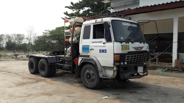 รถ 10 ล้อหัวลาก ยี่ห้อ HINO 285 แรงม้า เลขแชซซี FR289B ขับเคลื่อน 2 เพลา เบรคแห้ง หน้าหลัง 7 เกียร์ รถ 10 ล้อหัวลาก ยี่ห้อ HINO 285 แรงม้า เลขแชซซี FR289B ขับเคลื่อน 2 เพลา เบรคแห้ง หน้าหลัง 7 เกียร์
