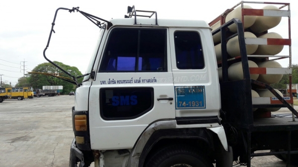 รถ 10 ล้อหัวลาก ยี่ห้อ HINO 285 แรงม้า เลขแชซซี FR289B ขับเคลื่อน 2 เพลา เบรคแห้ง หน้าหลัง 7 เกียร์ 