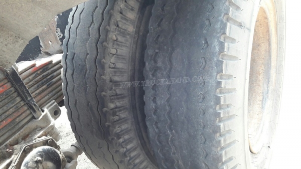รถ 10 ล้อหัวลาก ยี่ห้อ HINO 285 แรงม้า เลขแชซซี FR289B ขับเคลื่อน 2 เพลา เบรคแห้ง หน้าหลัง 7 เกียร์ 