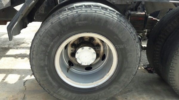 รถ 10 ล้อหัวลาก ยี่ห้อ HINO 285 แรงม้า เลขแชซซี FR289B ขับเคลื่อน 2 เพลา เบรคแห้ง หน้าหลัง 7 เกียร์ 