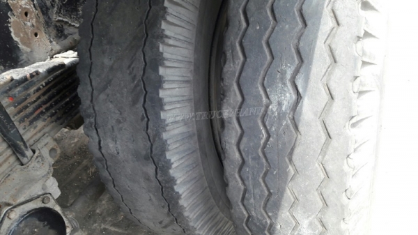 รถ 10 ล้อหัวลาก ยี่ห้อ HINO 285 แรงม้า เลขแชซซี FR289B ขับเคลื่อน 2 เพลา เบรคแห้ง หน้าหลัง 7 เกียร์ 