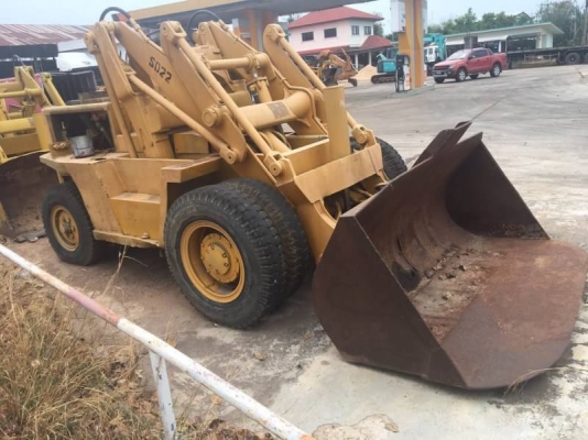 KOMATSU SD22 ราคา 145,000 บาท เครื่องดี เกียรดี พร้อมใช้ เอกสารสัญญาชื้อขาย  รถอยู่ จ.ร้อยเอ็ด โทร&amp;ไอดีไลน์ 0610710295