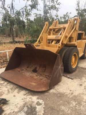 KOMATSU SD22 ราคา 145,000 บาท เครื่องดี เกียรดี พร้อมใช้ เอกสารสัญญาชื้อขาย  รถอยู่ จ.ร้อยเอ็ด โทร&amp;ไอดีไลน์ 0610710295
