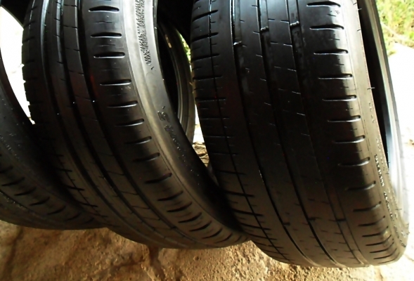 ยางซิ่ง17 มิชลิน 215-45-17ลงพื้นปลายปี14 ดอก8มิล