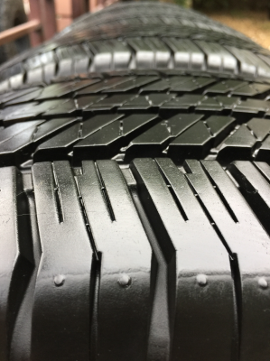 ยางถอดป้ายแดง Bridgestone 265 65 17 ปี15 ดอกเต็ม ไม่มีปะ เนื้อนิ่มๆ ใช้ยาว ราคาเร้าใจ