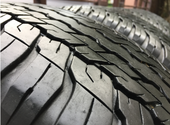 ยาง Dunlop 265 60 18 ปี16 ดอกเต็ม ใช้ยาว ราคาไม่แพง