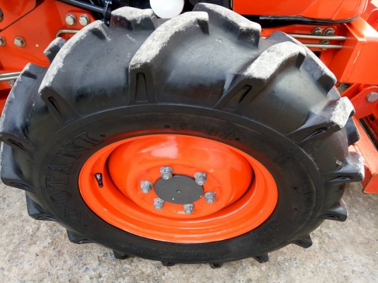 คูโบต้า L3608SP 4 WD  รถเกรด A ใบมีดตราช้าง ผานหลังช้าง ทำงาน 171 ชั่วโมง