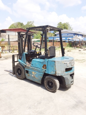 ขายรถโฟร์คลิฟท์ยี่ห้อTCM 2.5ตัน ดีเซล ขายรถโฟร์คลิฟท์ยี่ห้อTCM 2.5ตัน ดีเซล