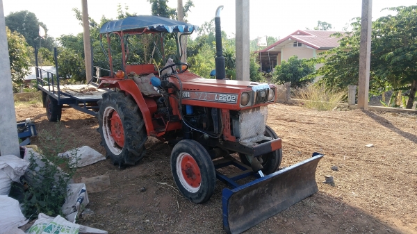 ขายคูโบต้า L2202  พร้อมใบดัน