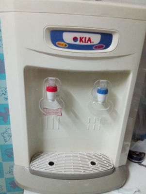 ขายตู้กดน้ำ ร้อน 1800 บาท โทร 0928615226