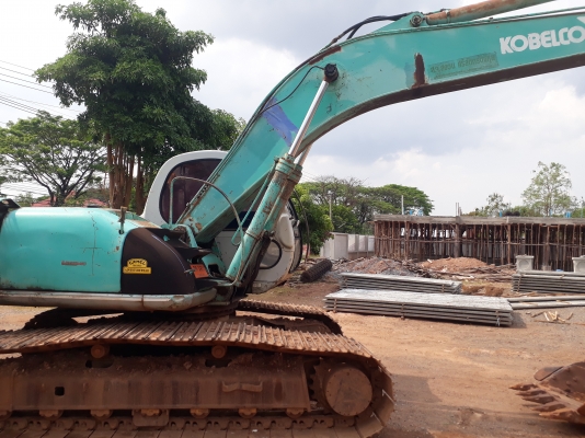 ขายด่วน KOBELCO SK200 MART-5 ธรรมดา สภาพพร้อมใช้งาน เครื่องปั้มดีเยี่ยม ไฟฟ้าครบ โซ่หนาทั้งสองข้าง รุลเลอร์เต็ม เอวแน่น แอร์เย็น รถทำงานเร็วไม่โหลด พร้อมลงงาน เอกสารเล่มทะเบียน