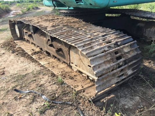 KOBELCO SK200 MARK 5 ธรรมดา 495,000 บาท เครื่องดี ปั้มแรง โช่หนา เอวแน่น (เฟื่องสวิงบิ่น 2 ล่อง ) ไฟฟ้าตัด เอกสารเล่มทะเบียน   รถอยู่ จ. สกลนคร โทร&amp;ไอดีไลน์ 0610710295