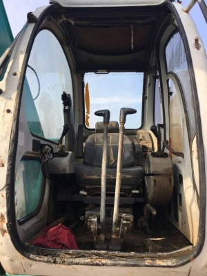 KOBELCO SK200 MARK 5 ธรรมดา 495,000 บาท เครื่องดี ปั้มแรง โช่หนา เอวแน่น (เฟื่องสวิงบิ่น 2 ล่อง ) ไฟฟ้าตัด เอกสารเล่มทะเบียน   รถอยู่ จ. สกลนคร โทร&amp;ไอดีไลน์ 0610710295