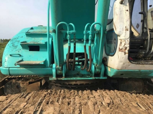 KOBELCO SK200 MARK 5 ธรรมดา 495,000 บาท เครื่องดี ปั้มแรง โช่หนา เอวแน่น (เฟื่องสวิงบิ่น 2 ล่อง ) ไฟฟ้าตัด เอกสารเล่มทะเบียน   รถอยู่ จ. สกลนคร โทร&amp;ไอดีไลน์ 0610710295