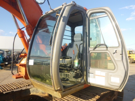 Hitachi ZX135US เก่าญี่ปุ่น ใบแทรค 70ซม. ปี2007