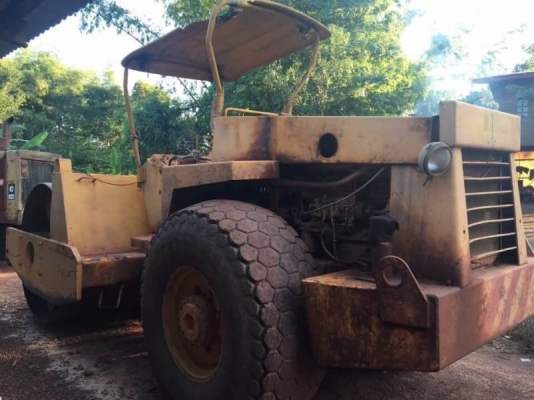 DYNAPAC CA25 เพลาเดียว 365,000 บาท เครื่องดี เกียร์ดี ระบบสั่นแรง เอกสารชื้อขาย  รถอยู่ จ.นครราชสีมา โทร&amp;ไอดีไลน์ 0610710295