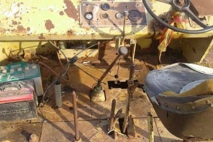 ขาย 255,000 รถบดล้อยาง 9 ล้อ DYNAPAC CP20 รถใช้งานอยู่ เครื่องดี ใช้งานได้ทุกระบบ เอกสารใบซื้อขาย  รถอยู่ จ.อุดรธานี  โทร&amp;ไอดีไลน์ 0610710295