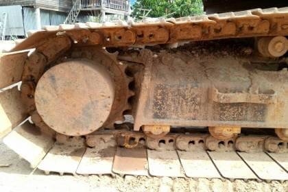 ขาย 650,000 บาท KOBELCO SK200 MARK-5 ธรรมดา สภาพพร้อมใช้งาน เครื่องปั้มดีเยี่ยม ไฟฟ้าครบ โซ่หนาทั้งสองข้าง รุลเลอร์เต็ม เอวแน่น แอร์เย็น รถทำงานเร็วไม่โหลด พร้อมลงงาน เอกสารเล่มทะเบียน  รถอยู่ จ.หนองบัวลำภู โทร&amp;ไอดีไลน์ 0610710295