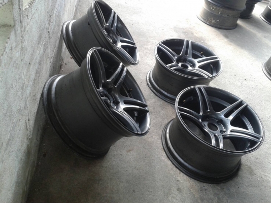 ขอบ18นิ้ว5รู114 น.9ล.10 ชุดนี้ ราคา 9990 บาท