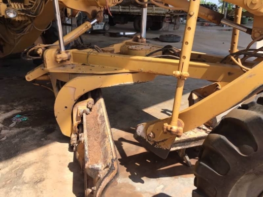 ขาย 2,350,000 บาท CATTERPILAR 140G ชีเรียล 5MD001773  เครื่องดี รับบไฮโดลิก ทำงานสมบูรฯ เอกสารเล่มทะเบียน  รถอยู่ จ.ร้อยเอ็ด โทร&amp;ไอดีไลน์ 0610710295