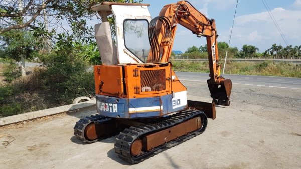 ขายด่วนรถแบคโฮKUBOTAคูโบต้าKH30SRเทียบเท่าPC30เครื่องคูโบต้า3สูบดีปั่มแรงรถนอกเพิ่งนำเข้ามาใหม่ยังไม่เคยใช้งานในเมืองไทยเลย ขายด่วนรถแบคโฮKUBOTAคูโบต้าKH30SRเทียบเท่าPC30เครื่องคูโบต้า3สูบดีปั่มแรงรถนอกเพิ่งนำเข้ามาใหม่ยังไม่เคยใช้งานในเมืองไทยเลย