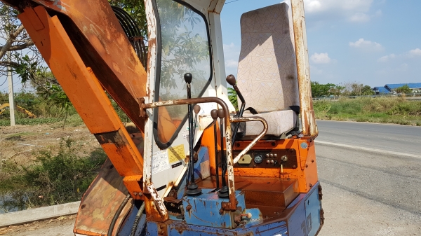 ขายด่วนรถแบคโฮKUBOTAคูโบต้าKH30SRเทียบเท่าPC30เครื่องคูโบต้า3สูบดีปั่มแรงรถนอกเพิ่งนำเข้ามาใหม่ยังไม่เคยใช้งานในเมืองไทยเลย ขายด่วนรถแบคโฮKUBOTAคูโบต้าKH30SRเทียบเท่าPC30เครื่องคูโบต้า3สูบดีปั่มแรงรถนอกเพิ่งนำเข้ามาใหม่ยังไม่เคยใช้งานในเมืองไทยเลย