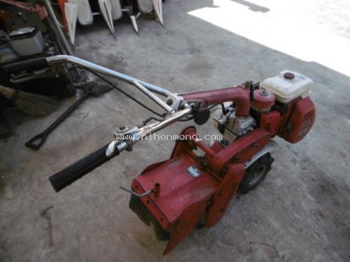 ราคา14,000 บาท รถพรวนดินเดินตาม HONDA รุ่น F400 รหัสสินค้า 80903507 ติดต่อ 081-8283376  www.nihonmono.com