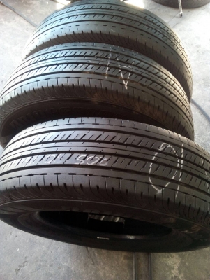 205/70R15 BRIDGESTONE DURAVIS R611 ปี15 มี 3 เส้น tel.063-286-3551,081-427-3941
