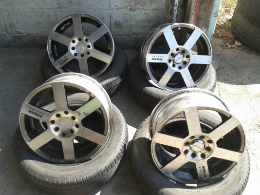 ขอบ15นิ้ว4รู100/114 พร้อมยาง ชุดนี้ ราคา 5800 บาท