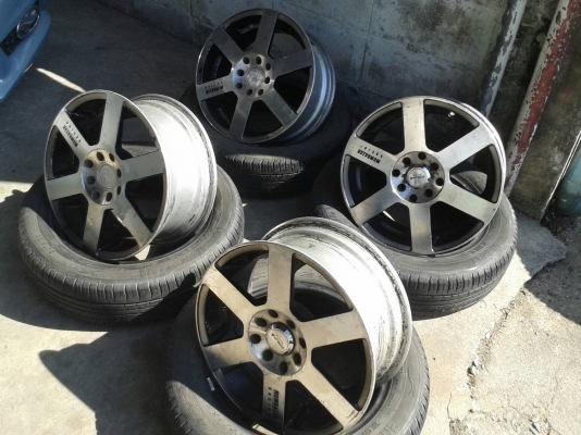 ขอบ15นิ้ว4รู100/114 พร้อมยาง ชุดนี้ ราคา 5800 บาท