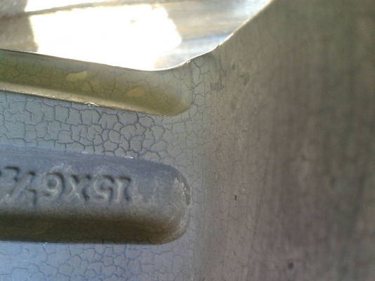 ขอบ15นิ้ว4รู100/114 พร้อมยาง ชุดนี้ ราคา 5800 บาท