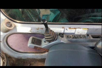 KOBELCO SK200 MACK5 SUPPER พร้อมใช้งาน KOBELCO SK200 MACK5 SUPPER พร้อมใช้งาน