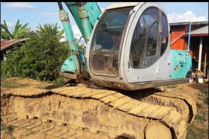 KOBELCO SK200 MACK5 SUPPER พร้อมใช้งาน KOBELCO SK200 MACK5 SUPPER พร้อมใช้งาน