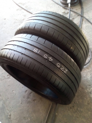 225/45R18 MICHELIN PILOT SUPER SPORT ปี15 ( ยางนอก FRANCE ) สวยๆ มี 2 เส้น tel.063-286-3551, 081-427