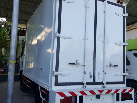 4ล้อ ป้ายไม่ติดเวลา ISUZU ELF NLR130 ปี 57 เดิมๆๆใช้น้อย