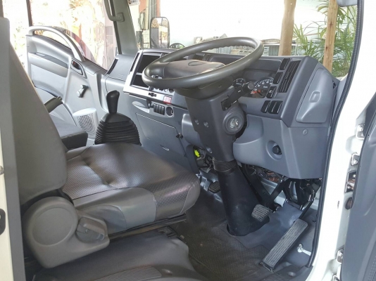 4ล้อ ป้ายไม่ติดเวลา ISUZU ELF NLR130 ปี 57 เดิมๆๆใช้น้อย
