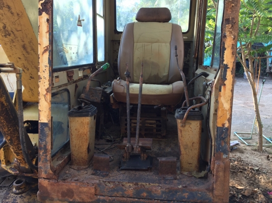 ขายรถแบคโฮ komatsu pc 60-5