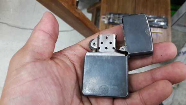 ขายไฟเช็ค ZIPPO MADE IN USA.มือสองเท่ๆ ขายไฟเช็ค ZIPPO MADE IN USA.มือสองเท่ๆ
