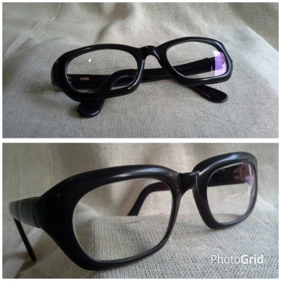 แว่นสายตายาวเลนส์มัลติโค้ทสองชั้น &#039;เนิร์ด&#039;  อิตาเลียนวินเทจยุค &#039;60s  Vintage FILOS handmade in Italy  ค่าสายตา +200  บิ๊กไซซ์!