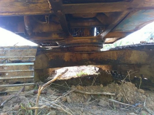 ขายรถแบคโฮ KOMATSU PC200-5LC ระบบไฟเต็ม ราคา 550000