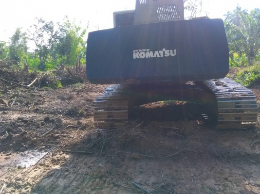 ขายรถแบคโฮ KOMATSU PC200-5LC ระบบไฟเต็ม ราคา 550000